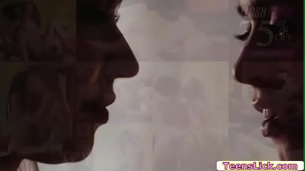 Jill and Mackenzie does 69 pussy licking