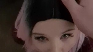 My boss comes over for a quick fuck on lunch