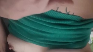 Me masturbo en el baño que nadie se entere