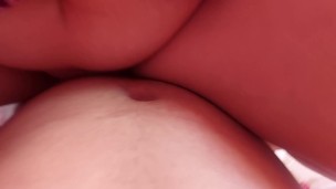 Que rico me cabalga la vecina