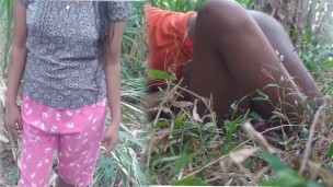 Sri lanka  RISKY OUTDOOR Jungle Sex with beautiful girl