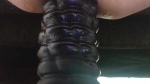 アナルに異形ディルド　高速ピストン　ワセリン