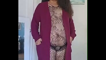 Yellowbone wife stripping spreading and cumming all for u